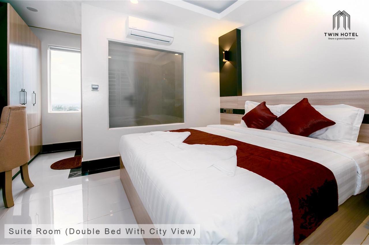 Twin Hotel กำปอต ภายนอก รูปภาพ
