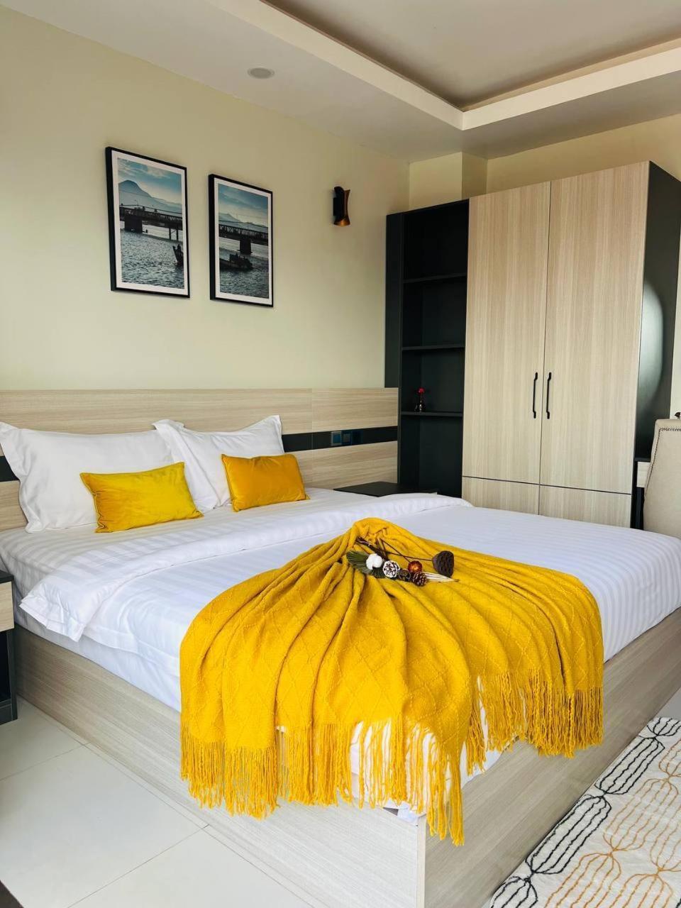 Twin Hotel กำปอต ภายนอก รูปภาพ