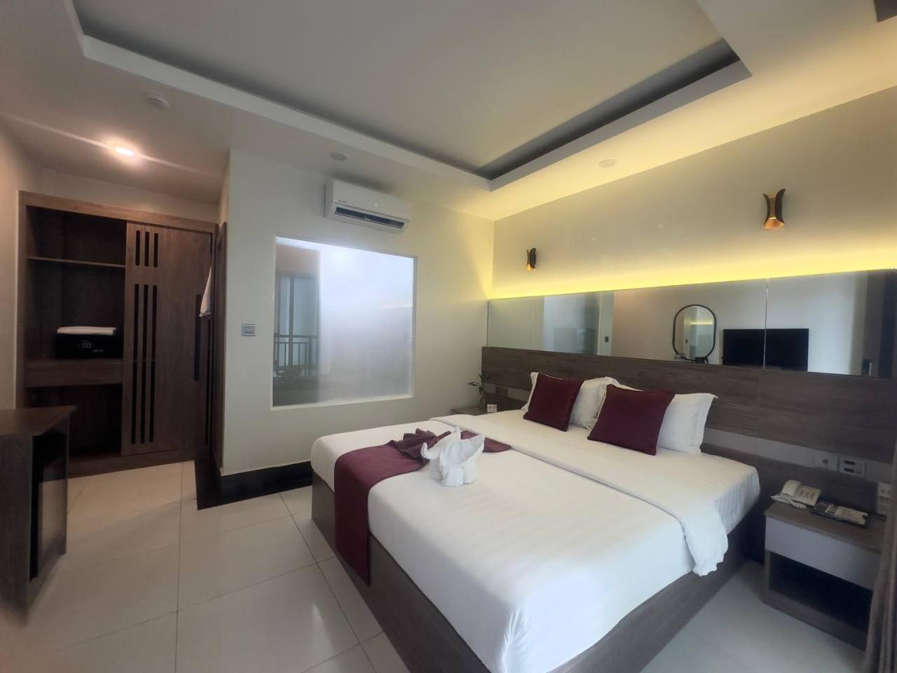 Twin Hotel กำปอต ภายนอก รูปภาพ