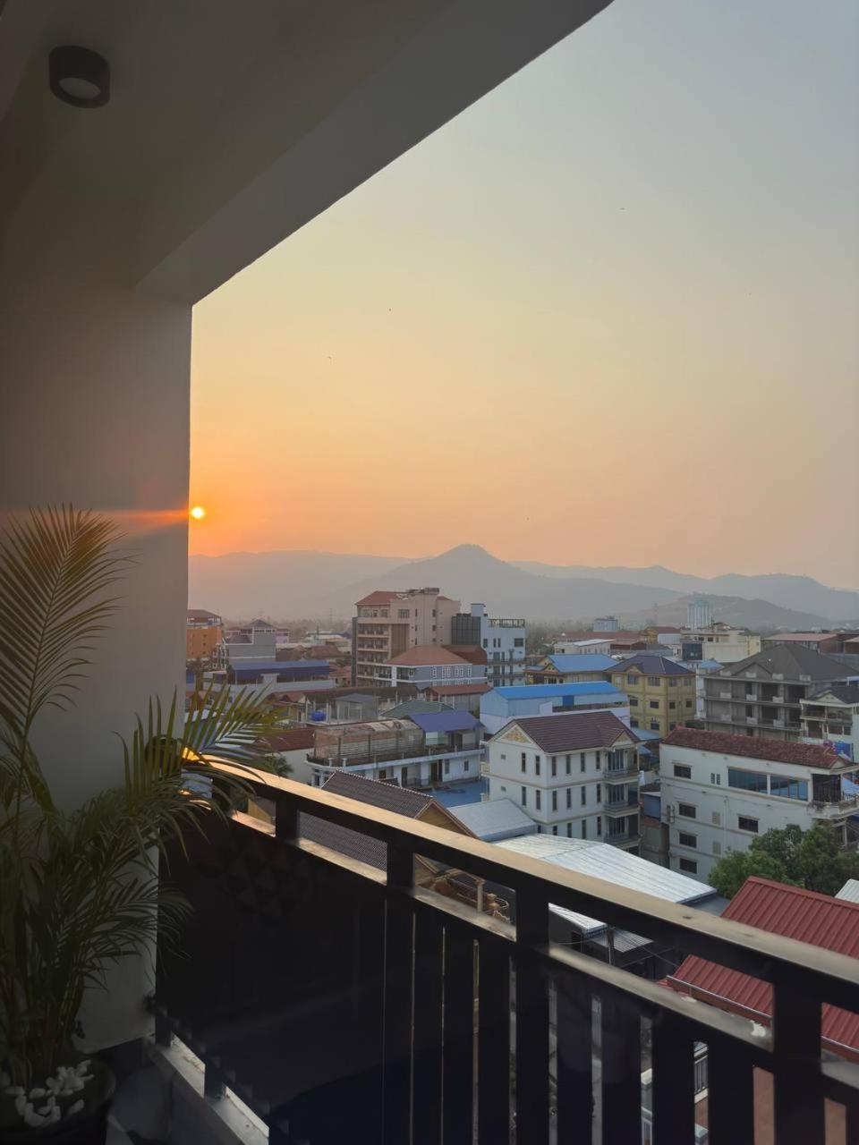 Twin Hotel กำปอต ภายนอก รูปภาพ